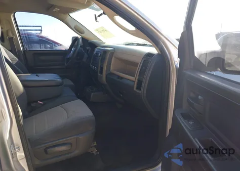 2010 Dodge Ram 1500 St из США, поврежденный, VIN 1D7RV1CT7AS161025